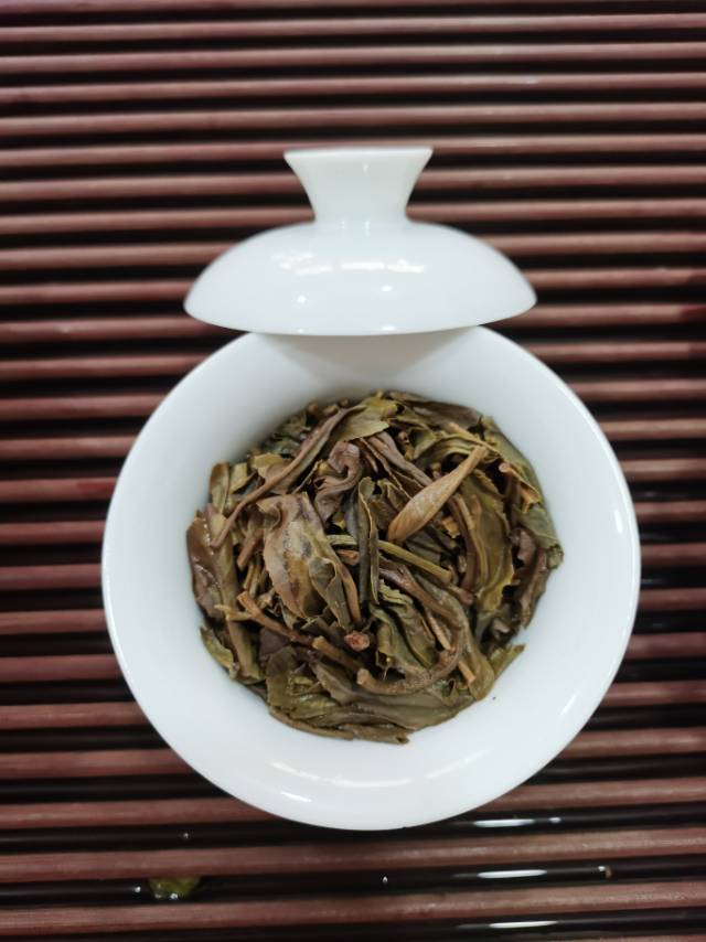 静静品茶配图3