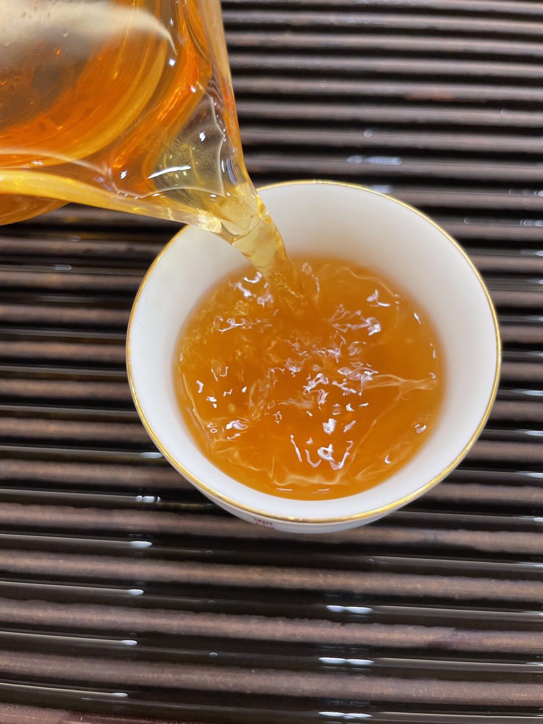 烟香班章乔木配图2