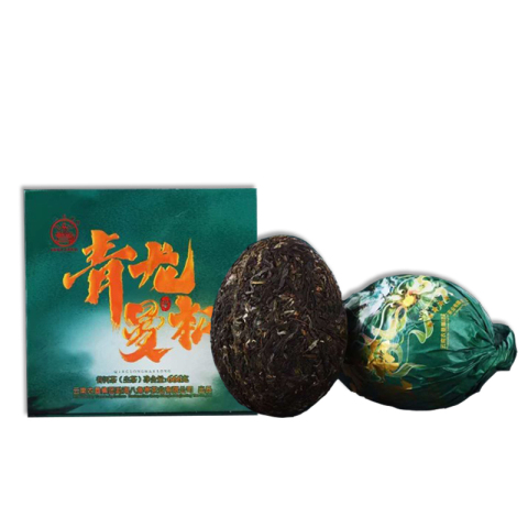 青龙曼松茶品图