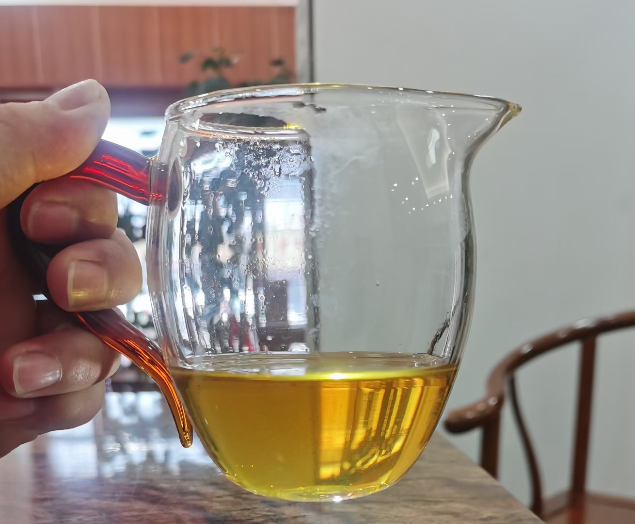 2021年2101批力开天地
大益茶牛饼生茶配图4