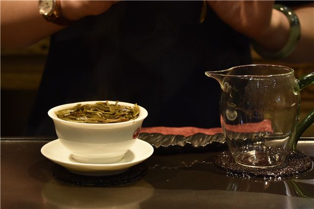 饮茶,风雅之事,贵在纯朴配图1