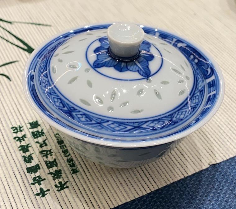 喝茶看戏配图2