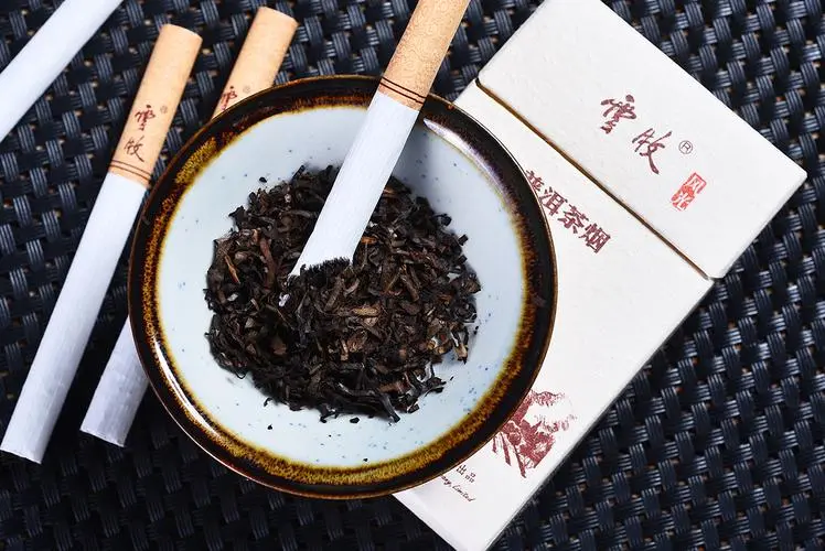 喝普洱茶就一定要带烟?配图1