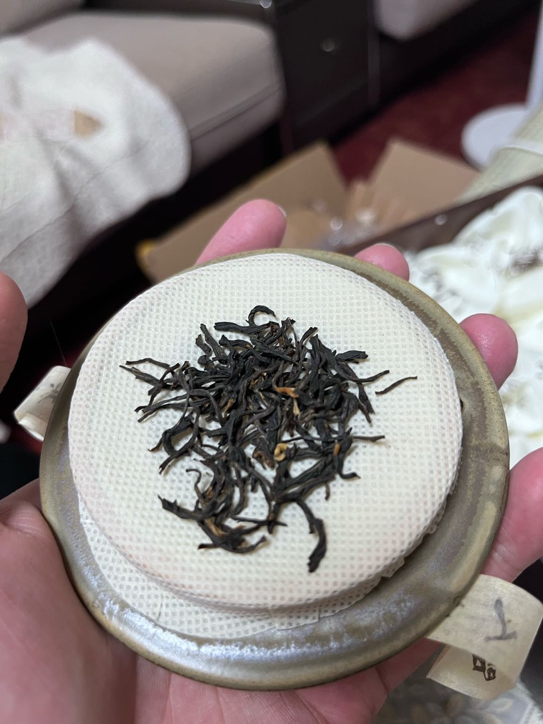 朋友送的金骏眉,请问品质怎么样呢?大概是什么价位的?封面