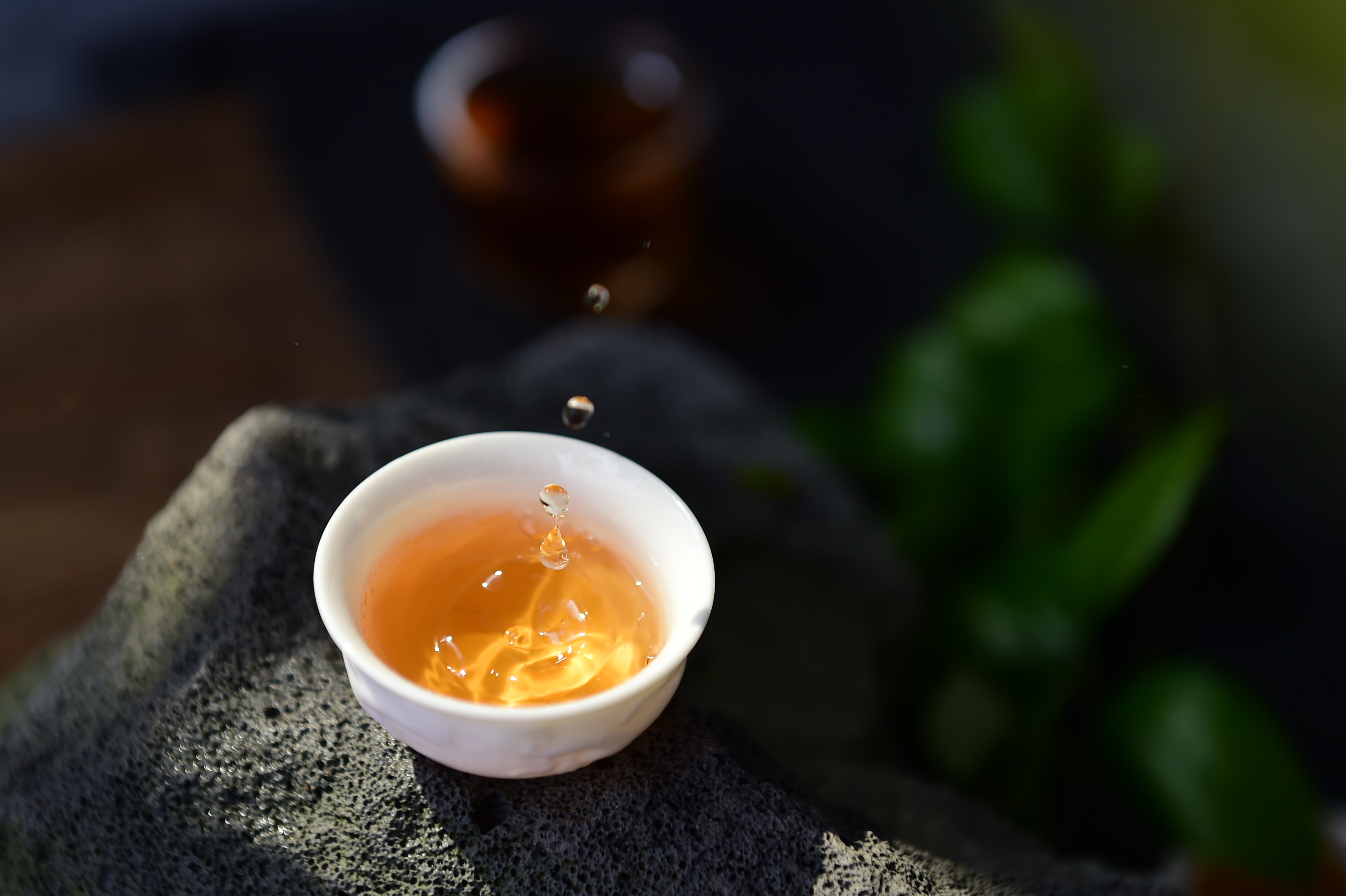 人间忽晚,山河已秋,喝杯茶解解乏吧配图1