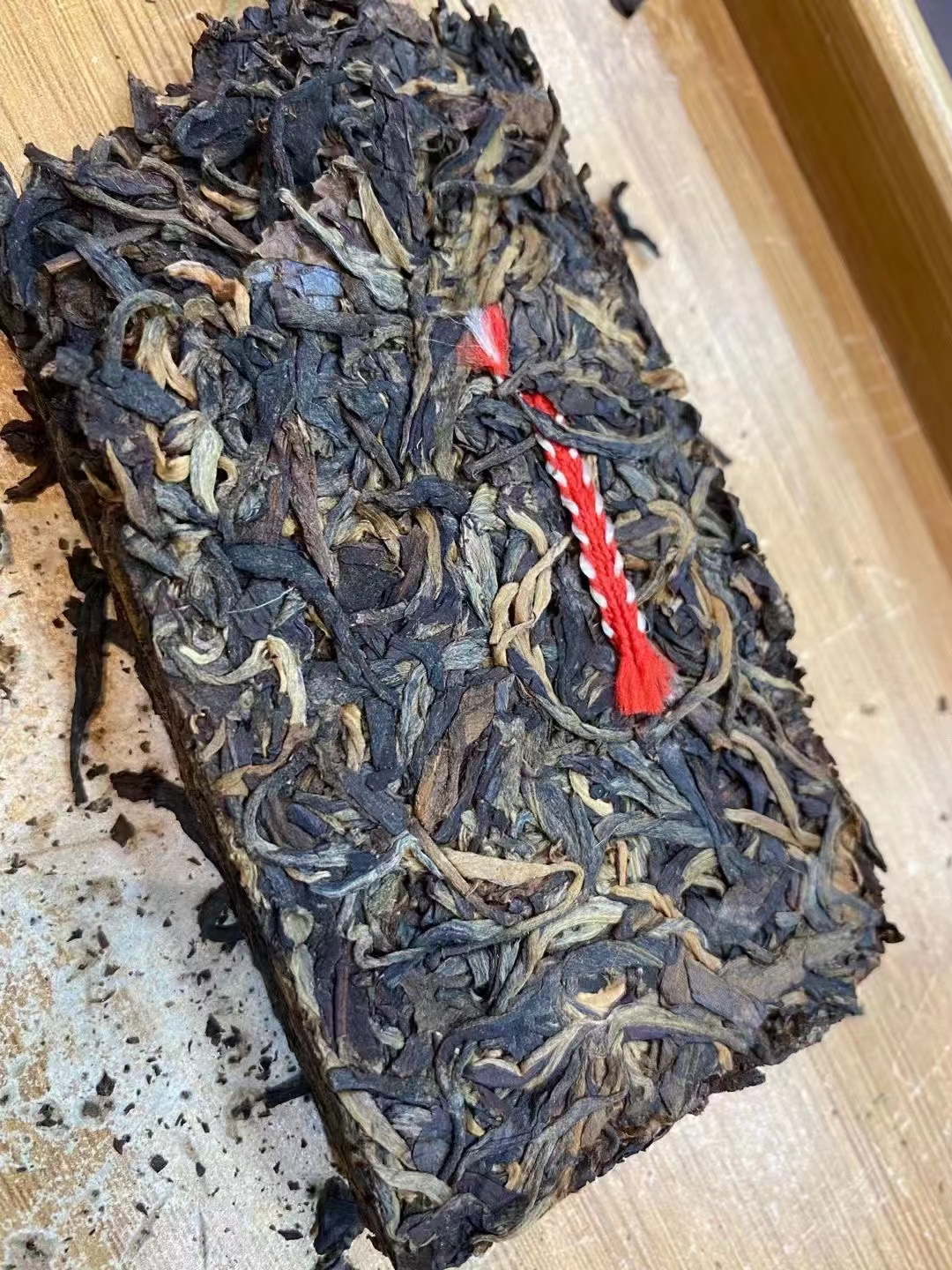 02年布朗红丝带小砖配图1