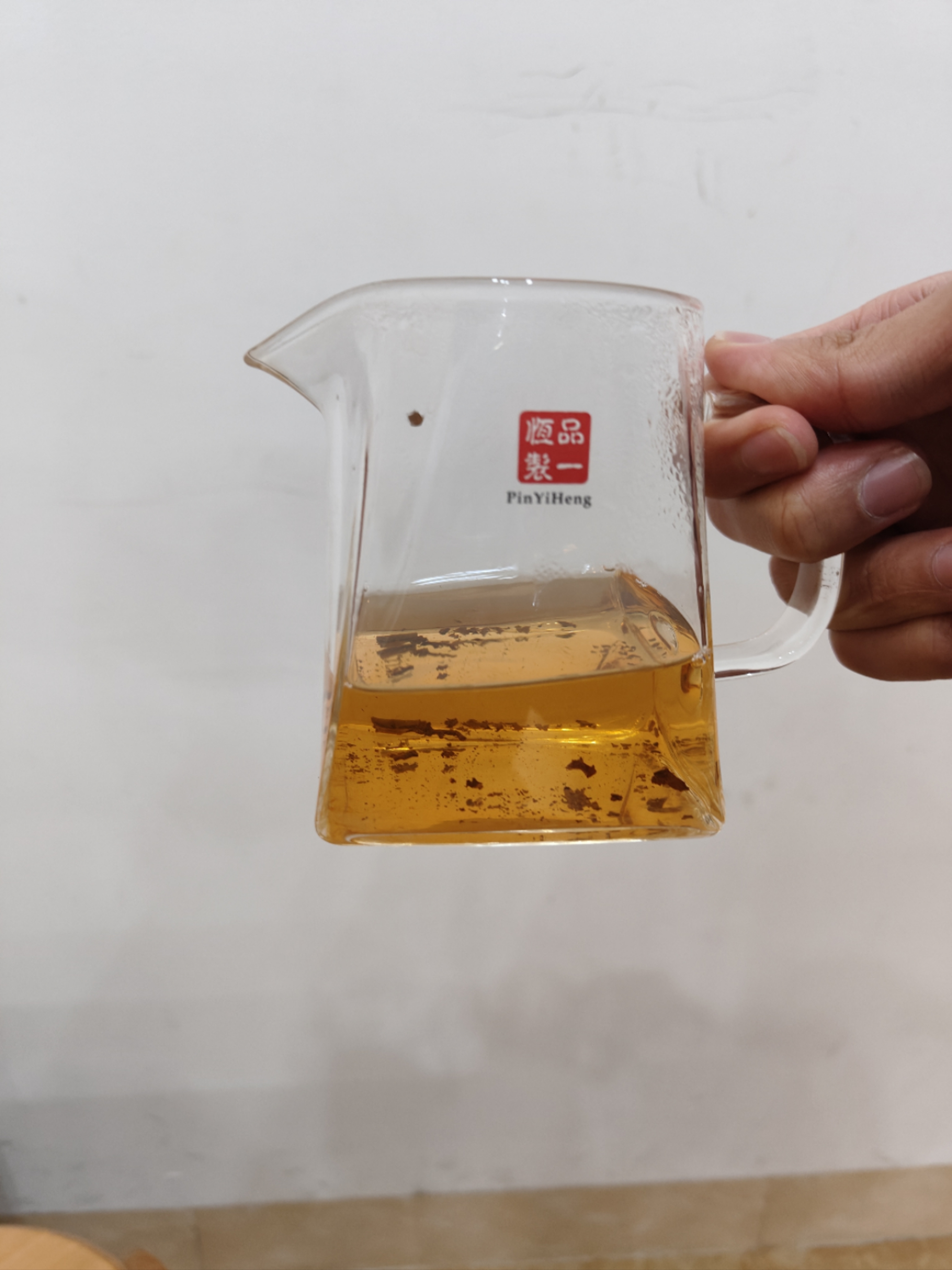2008年 大益 7542 801批 普洱生茶茶品图