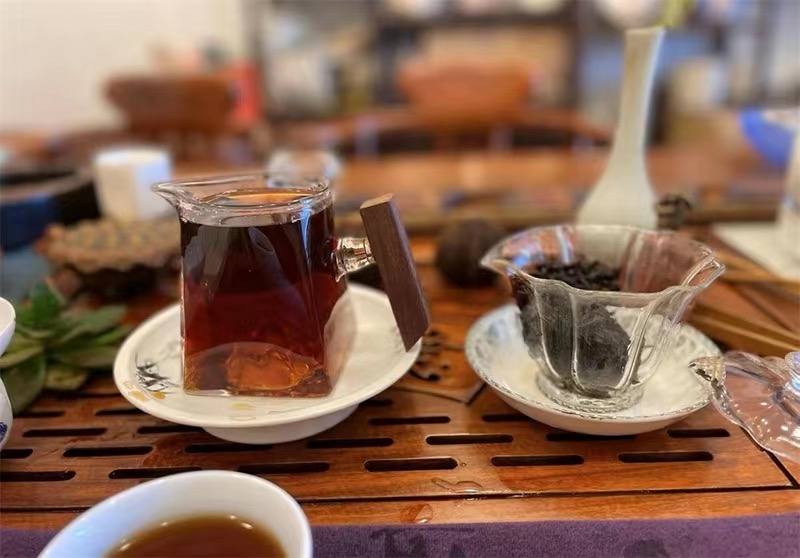 2008年 大益 7542 801批 普洱生茶茶品图
