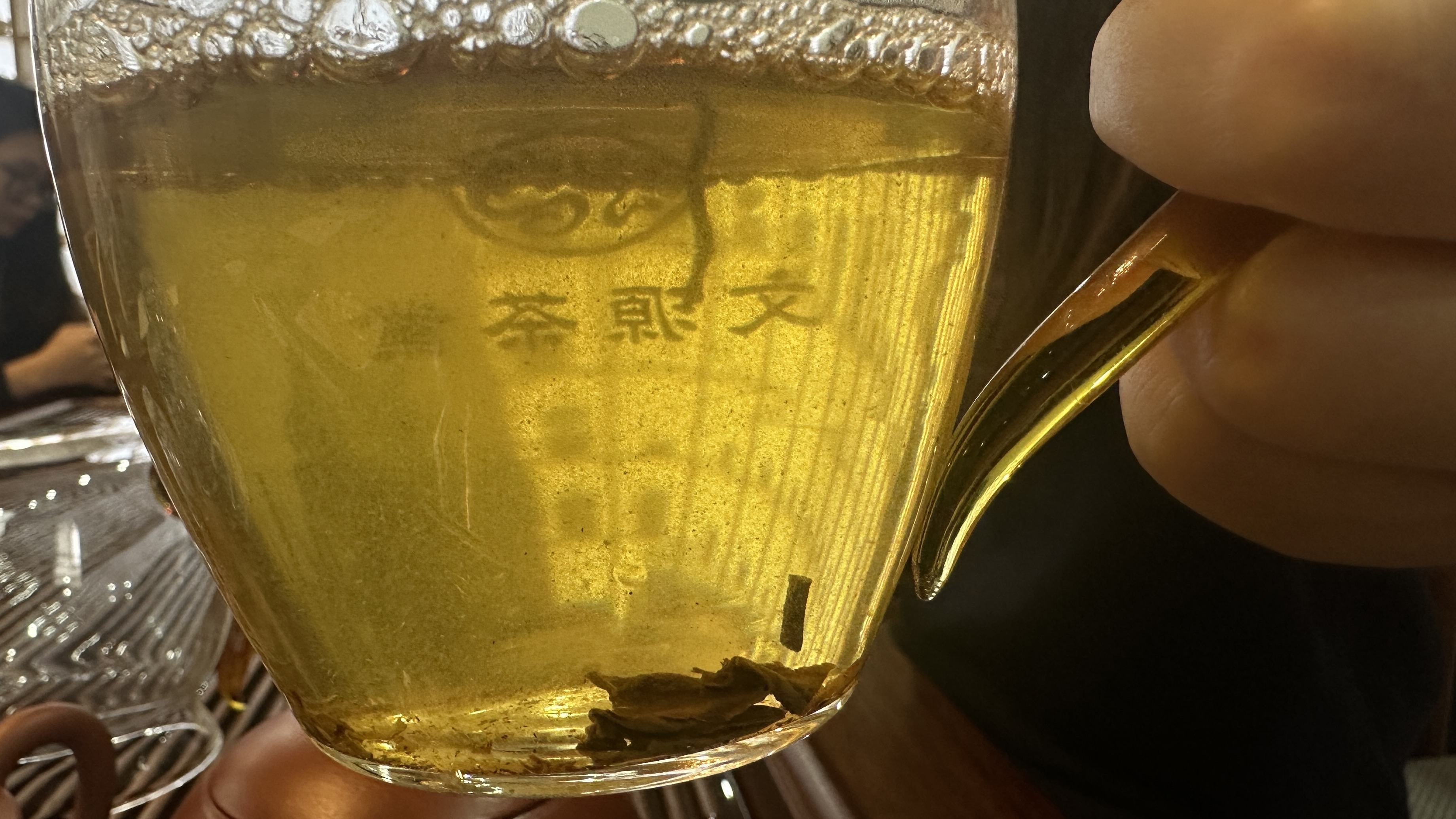 2008年 大益 7542 801批 普洱生茶茶品图