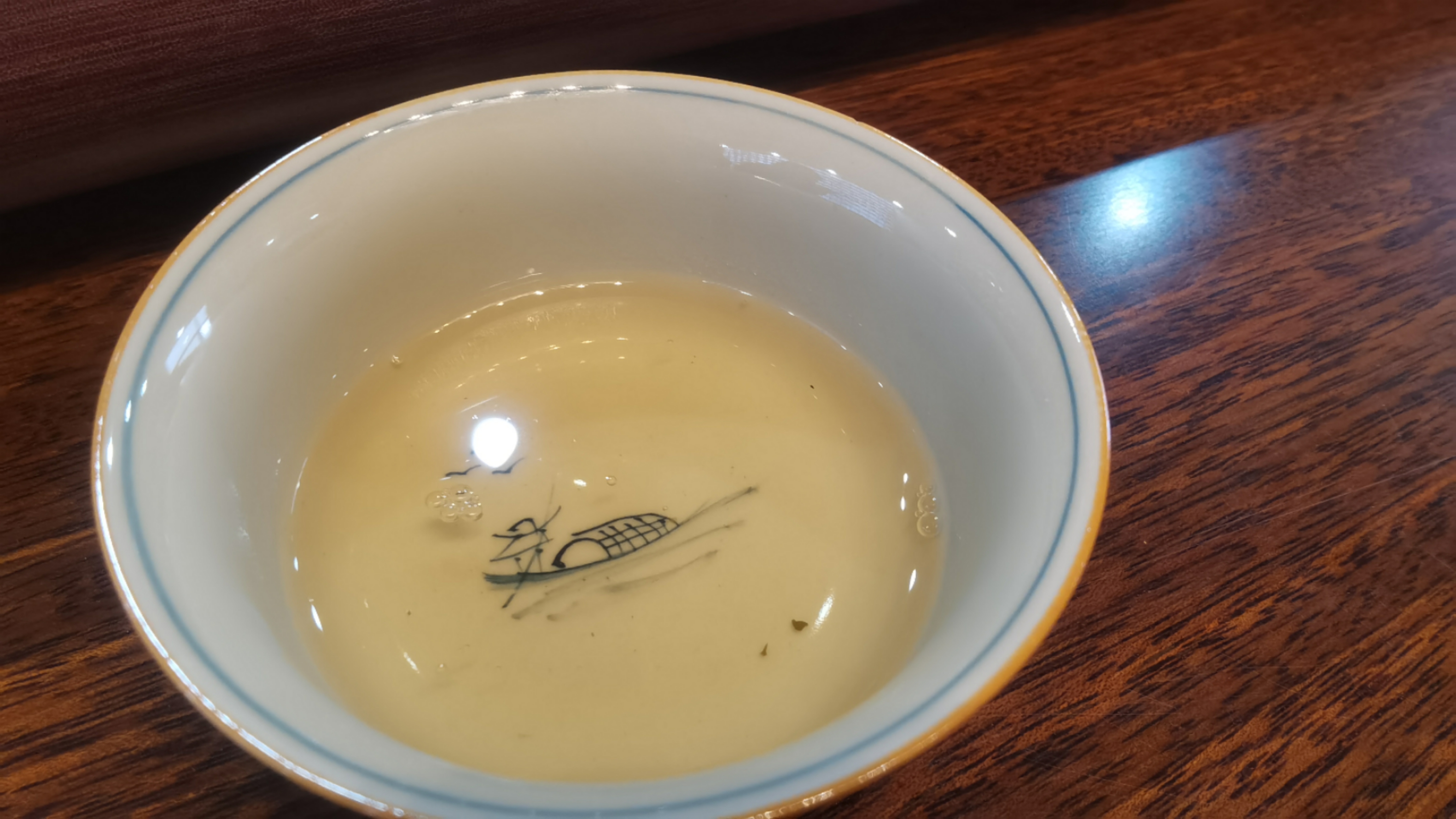 2008年 大益 7542 801批 普洱生茶茶品图