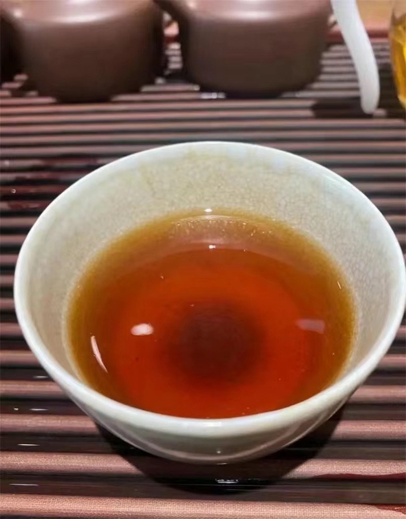 2008年 大益 7542 801批 普洱生茶茶品图
