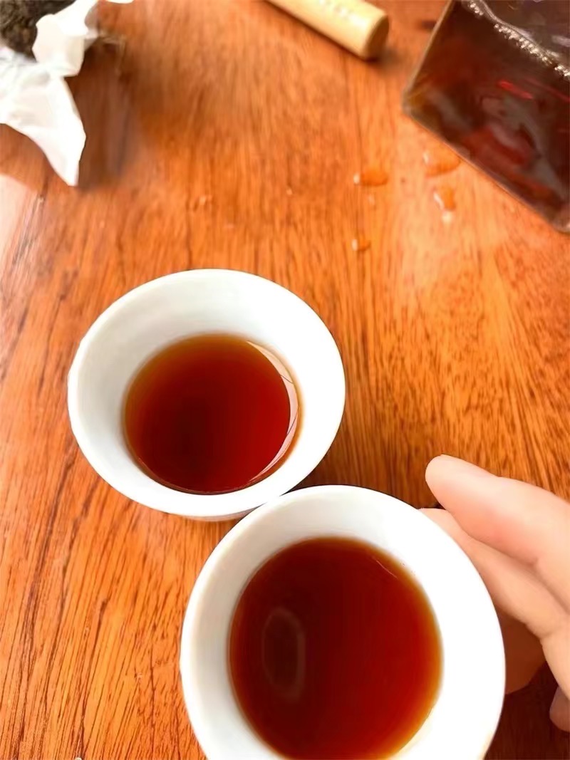 2008年 大益 7542 801批 普洱生茶茶品图