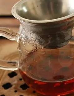 2008年 大益 7542 801批 普洱生茶茶品图