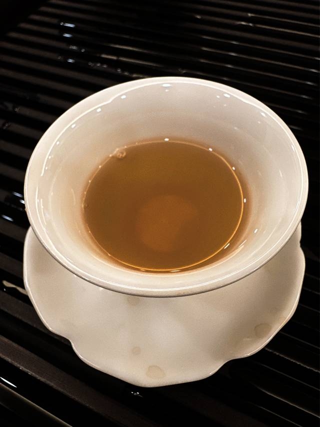 2008年 大益 7542 801批 普洱生茶茶品图