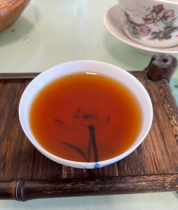 2008年 大益 7542 801批 普洱生茶茶品图