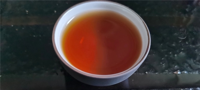2008年 大益 7542 801批 普洱生茶茶品图