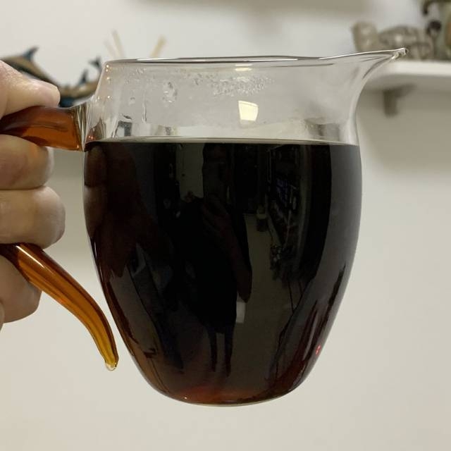 2008年 大益 7542 801批 普洱生茶茶品图