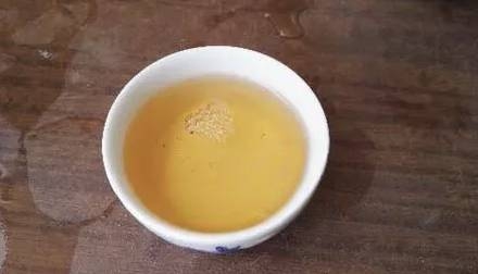 2008年 大益 7542 801批 普洱生茶茶品图