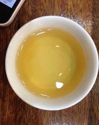 2008年 大益 7542 801批 普洱生茶茶品图