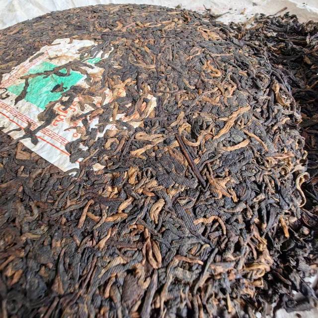 2000年何仕华景迈古树熟茶配图5