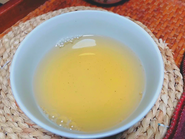 2008年 大益 7542 801批 普洱生茶茶品图