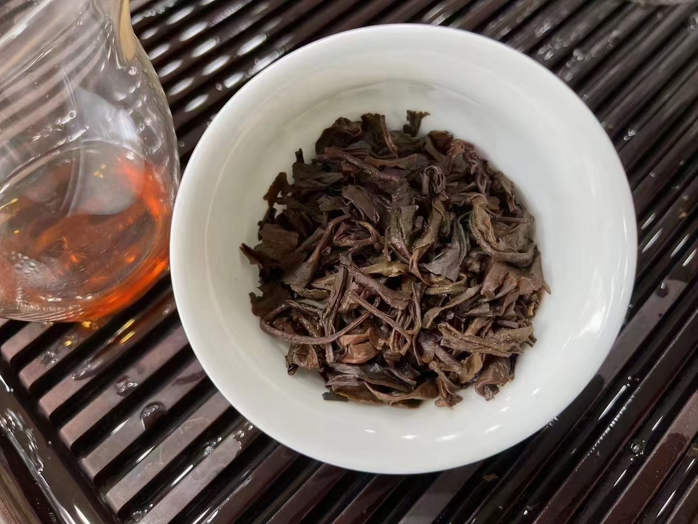 2005年古佛海乔木古树茶配图6