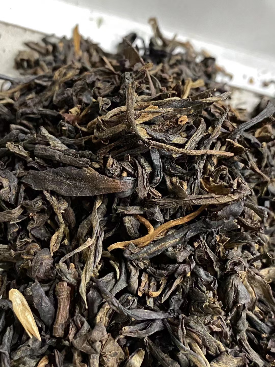 92年昆明高级绿茶 之 普洱茶昔归散料配图4