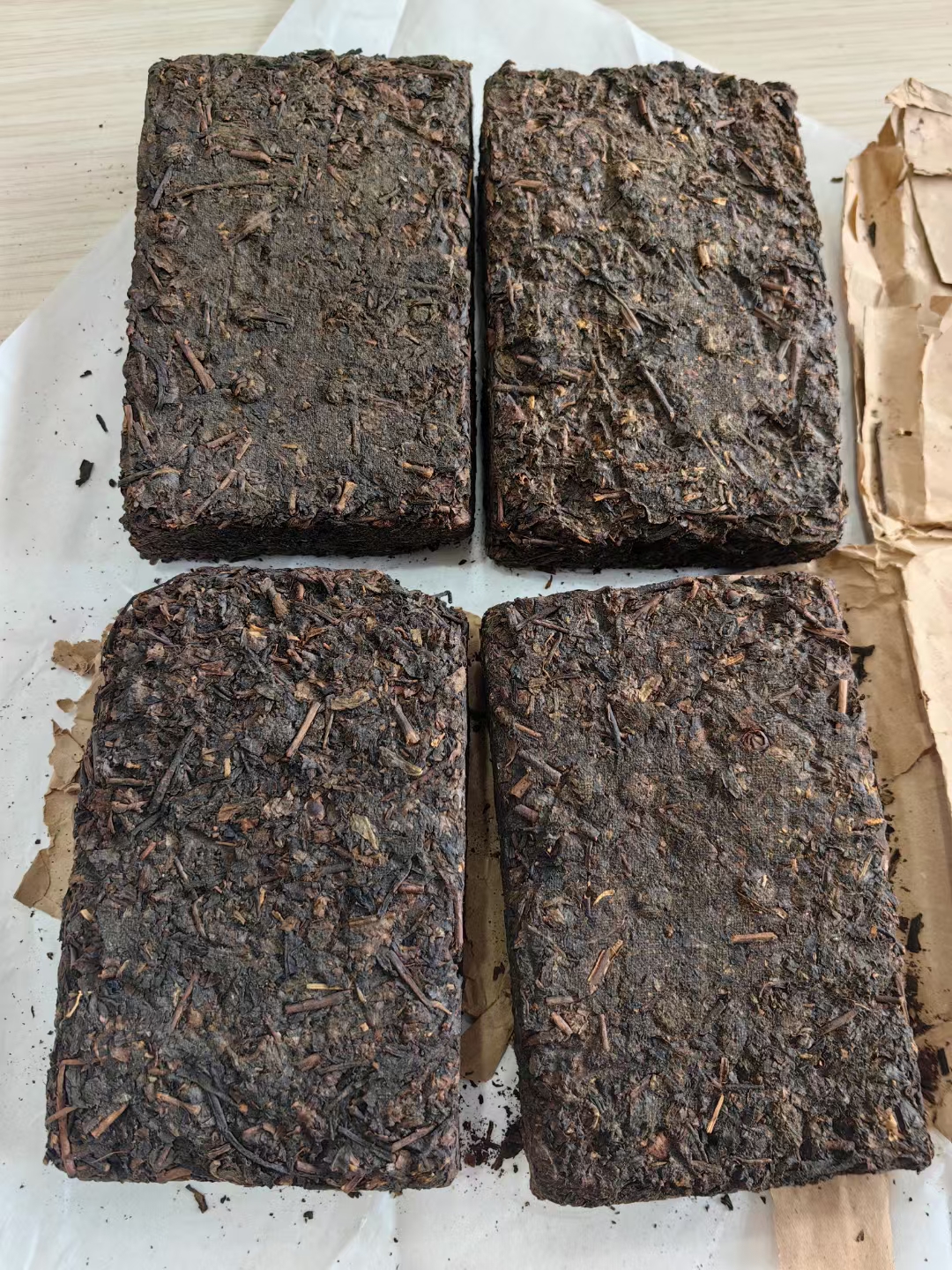1998年临沧茶厂环山牌云南紧茶配图5