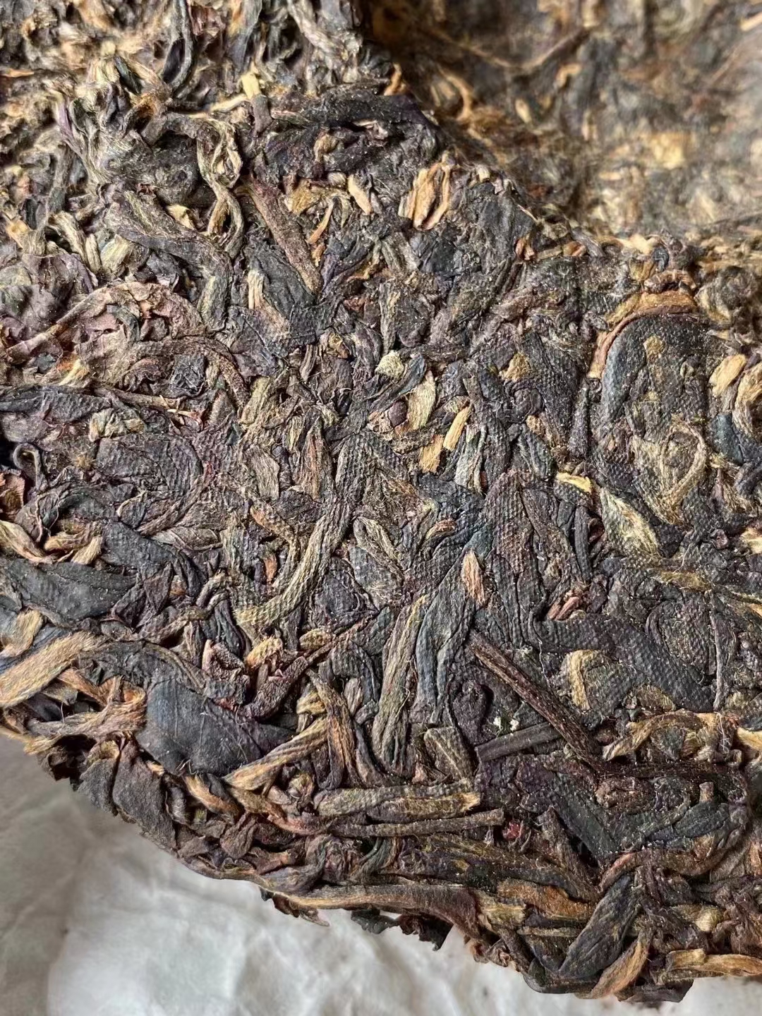 04年興發顺意班章古茶树饼配图6