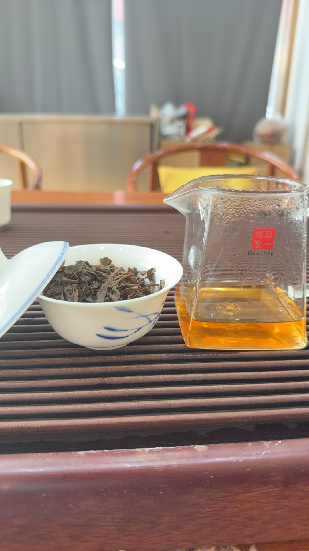2008年 大益 7542 801批 普洱生茶茶品图