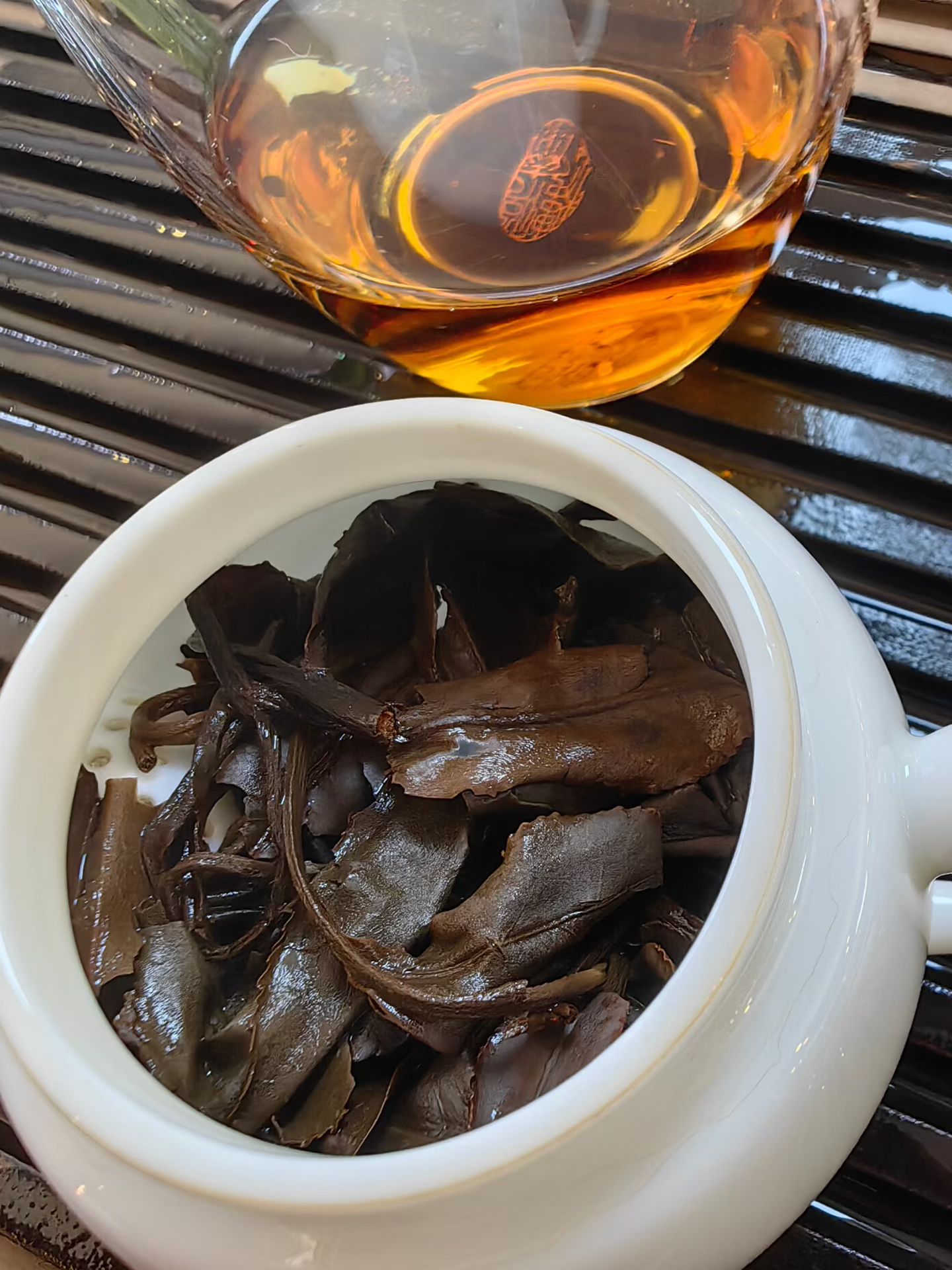 1998年悦泰老白茶木盒装配图5