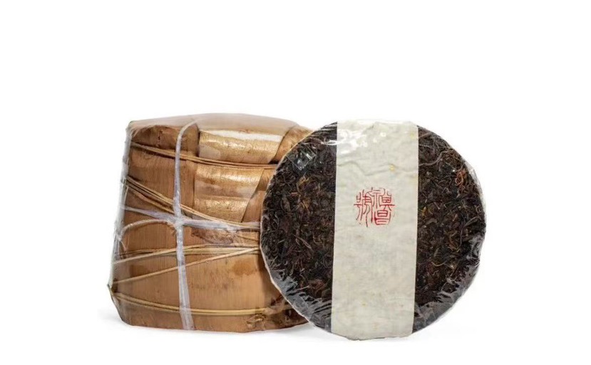2004七子饼茶茶品图