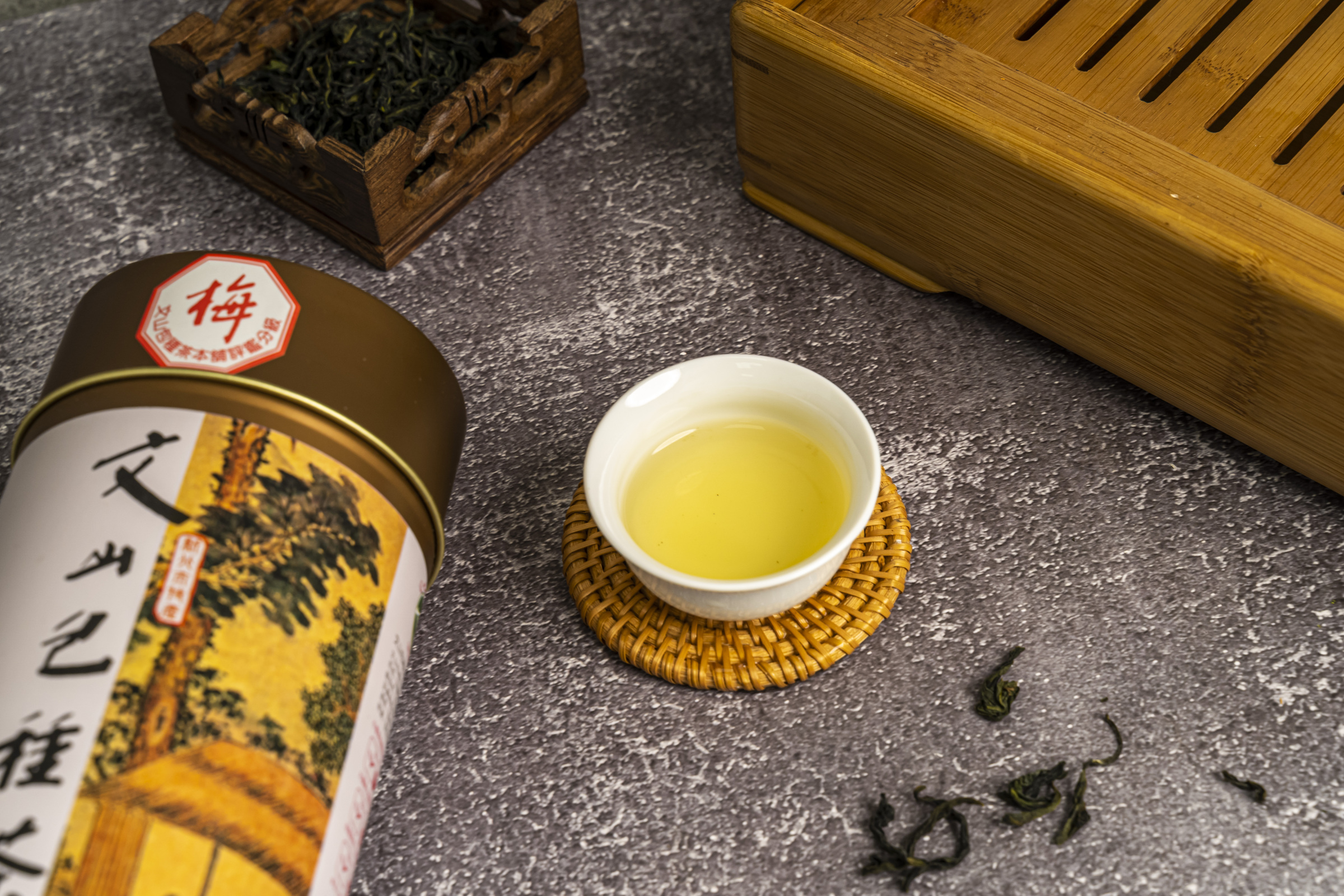 文山包种茶干茶与茶汤