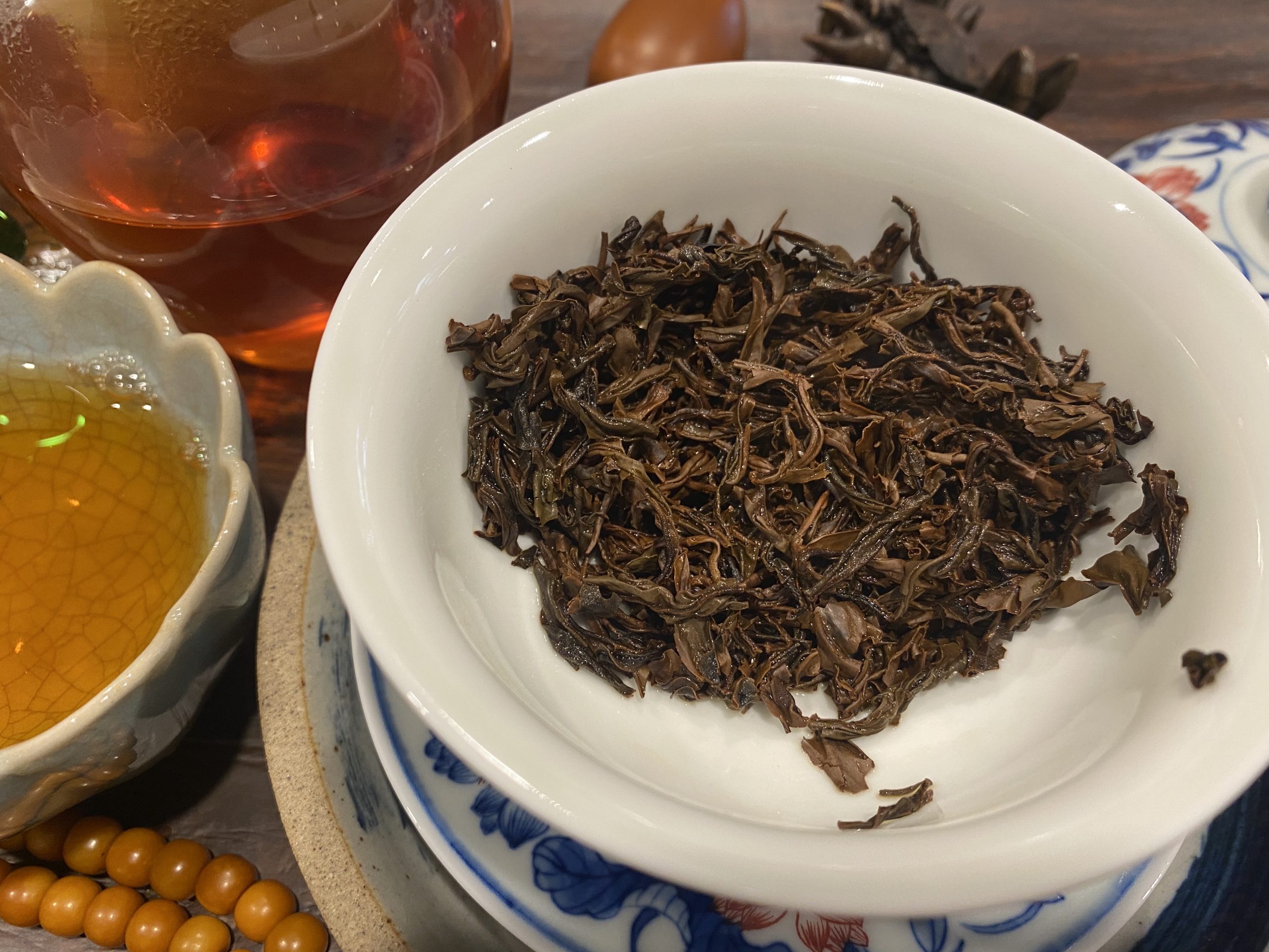 祁门红茶干茶与茶汤