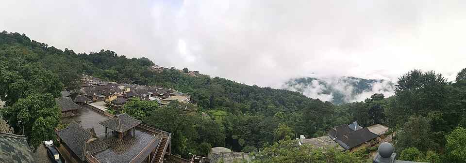 景迈大寨与景迈山村寨茶林层叠景观
