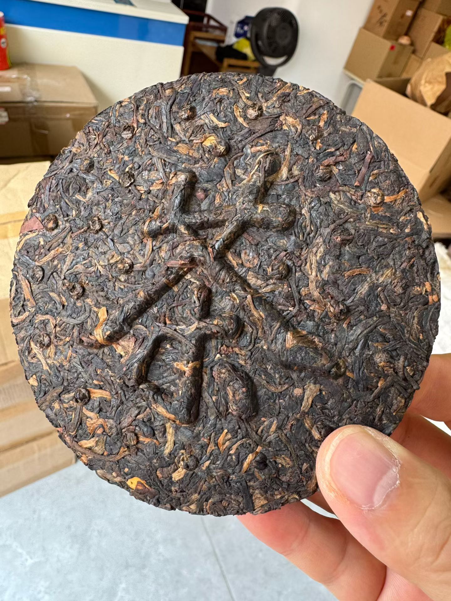 2000年中国古老普洱青饼、陈年普洱茶厂配图3